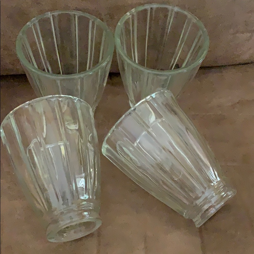 Light Globes (4) no chips or cracks